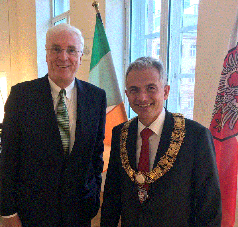 Ambassador Collins meets Mayor of Frankfurt Mr. Peter Feldmann