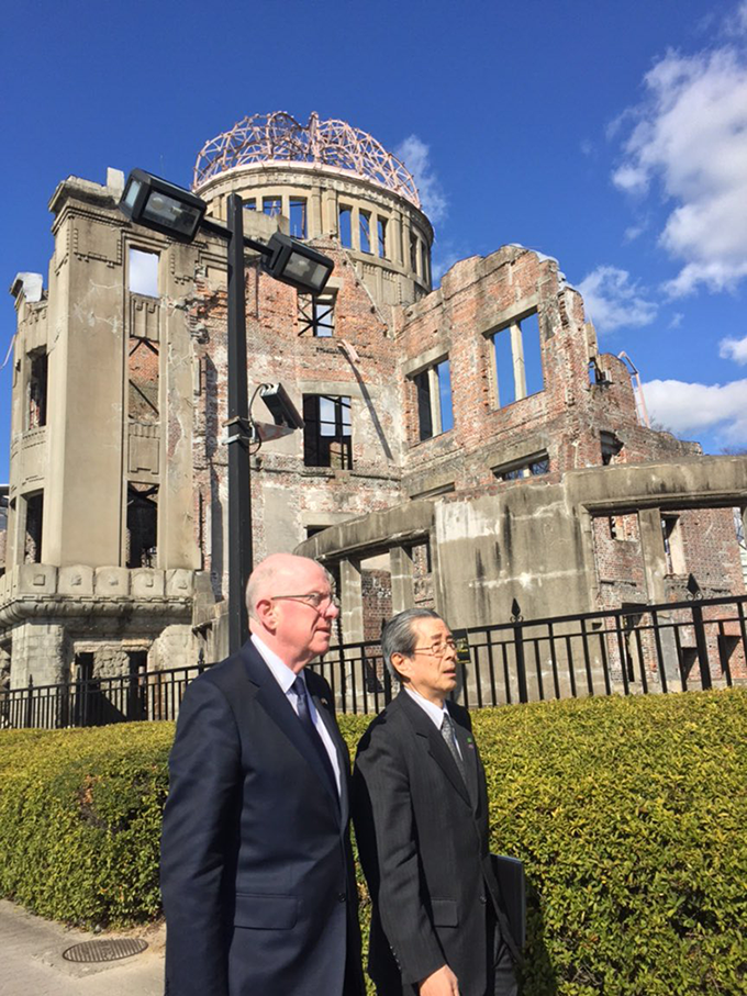 Minister Flanagan visiting Hiroshima Peace Park with the city's mayor Matsui