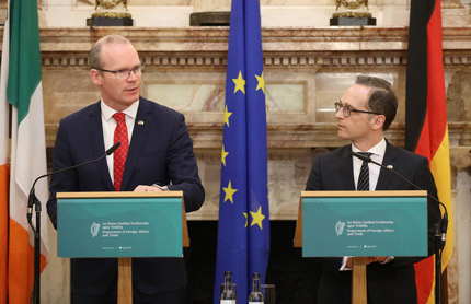 /media/dfa/alldfawebsitemedia/newspress/publications/Ireland-in-Germany-Launch-430-x-278.jpg