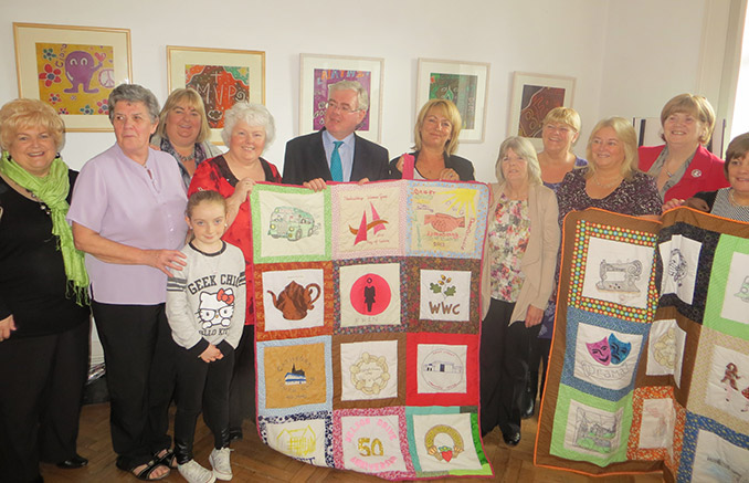 Tánaiste Eamon Gilmore with the Foyle Women's Information Network