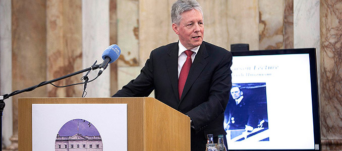 Peter Robinson delivers the Carson lecture - Iveagh House 