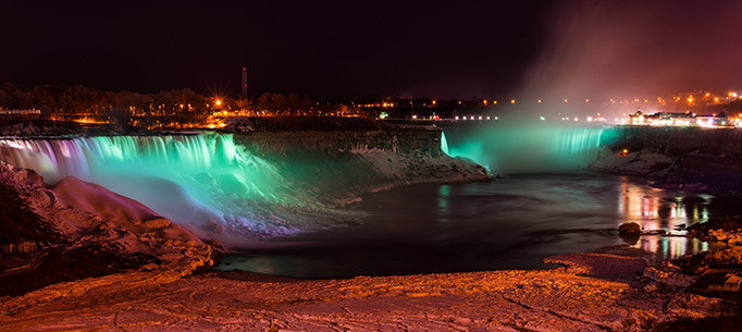 Niagara Falls coloured green to celebrate St Patrick's Day