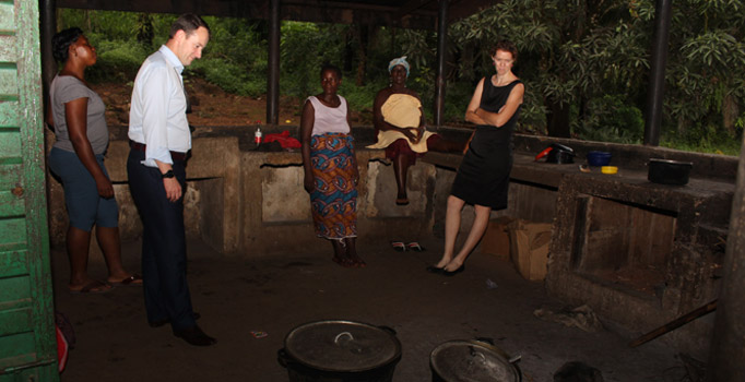 Minister Sherlock visits a GOAL and Irish Aid supported orphanage in Freetown, 3 October 2014