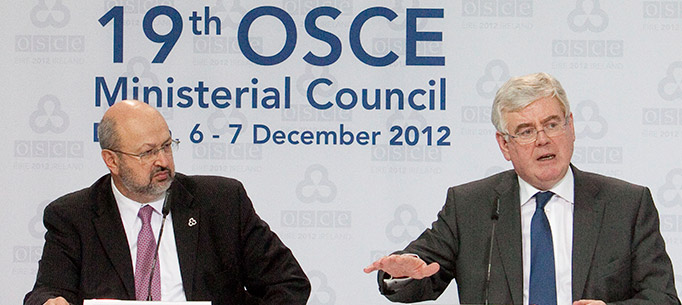 Tánaiste Eamon Gilmore with OSCE Secretary General Lamberto Zannier