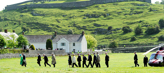 The Queen arrives Cashel