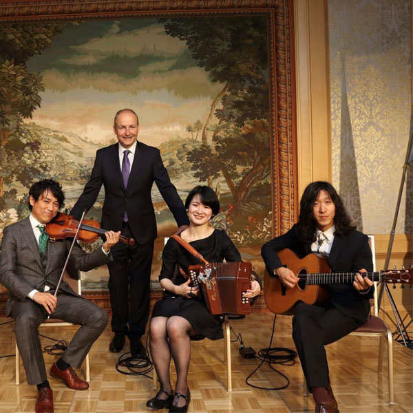 Taoiseach Micheál Martin T.D., meeting with Japanese musicians during his visit to Japan in July 2022