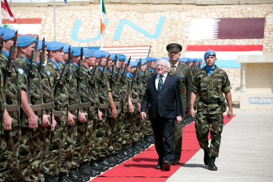 The President inspects a UNIFIL Captain’s Guard of Honour