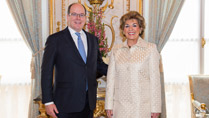 Ambassador Byrne Nason and HSH Prince Albert of Monaco pictured at the presentation her credentials on 24 February 2015.