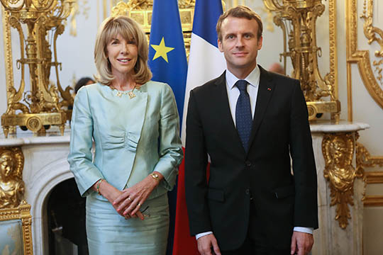 Ambassador O'Brien presents Credentials