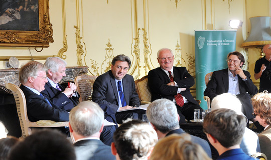 Left to Right: Panellists Professor Michael Laffan,  Lord Paul Bew,  Chair Fergal Keane, Taoiseach John Bruton and Professor Richard Toye. Copyright: Malcolm McNally.