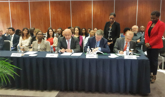 New MOU for GBS Signed in Maputo by 14 Development Partners