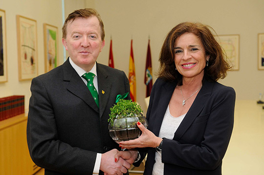 Minister Perry with Ana Botella, Mayor of Madrid