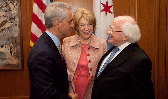 Visit to Chicago, Illinois & Bloomington, Indiana, USA by the President of Ireland and Sabina Higgins. Pictured is Mayor of Chicago, Rham Emanuel, Sabina Higgins and President Higgins.