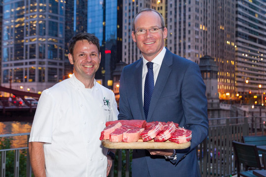 The Minister with leading US based Irish Chef Cathal Armstrong at the Chicago Cut Steakhouse restaurant 
