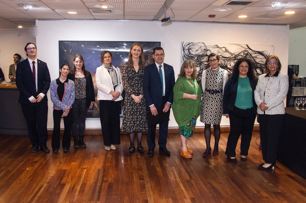 The Embassy's team, the Ministry's Directorate of Gender and Diversity's team, and the Ambassador of Spain, María Jesús Alonso Jiménez