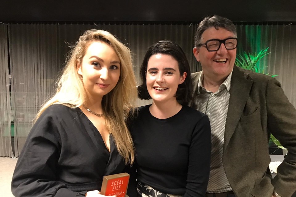 Winner of the Best Film Award at Scéal Eile, Irish Film Festival Belgium Suzie Keegan, pictured with Deputy Head of Mission Aisling O’Leary and Head of Enterprise Ireland Benelux Patrick Torrekens. Photo credit: Declan Lynch