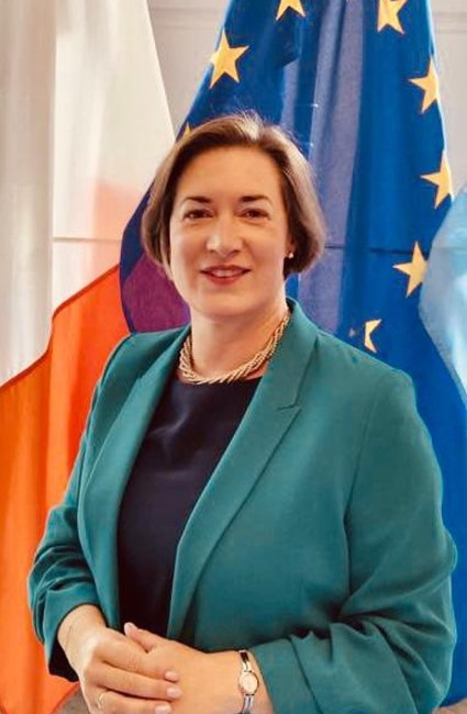 Photo of Anita Kelly, Consul General