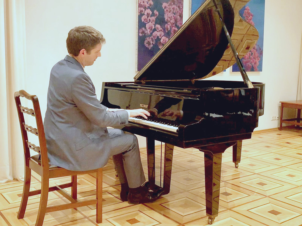 Piano concert at the Embassy of Ireland, Moscow performed by Fingin Collins