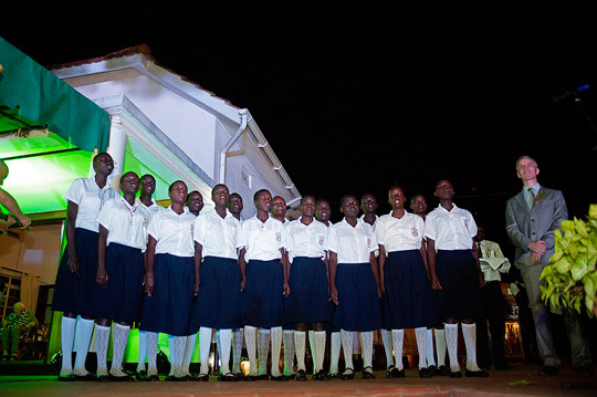 Kangole students singing the Irish National Anthem, joined by Dónal Cronin, Ambassador